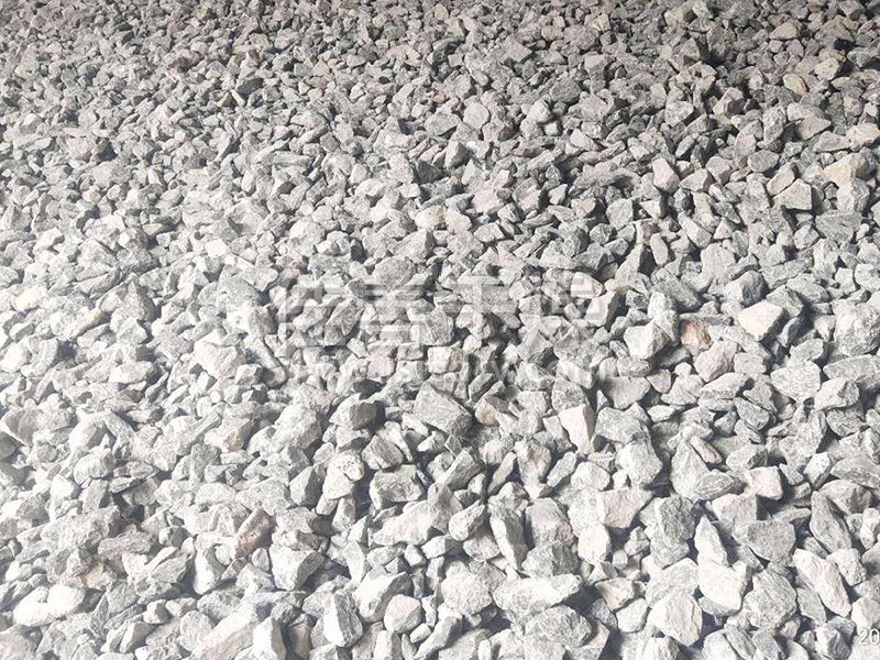 Calcium bicarbonate after drying